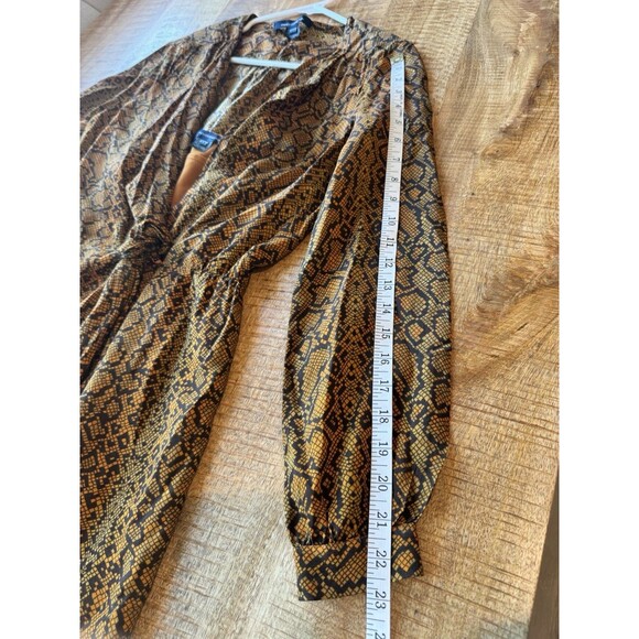 French Connection Women's Orange Brown Snakeskin Wrap Blouse Long Sleeve Chiffon - Picture 16 of 16
